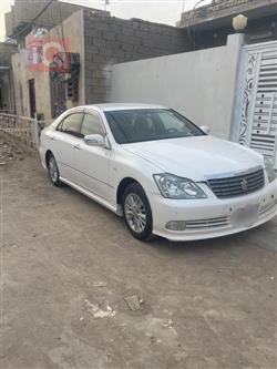 تۆیۆتا کراون